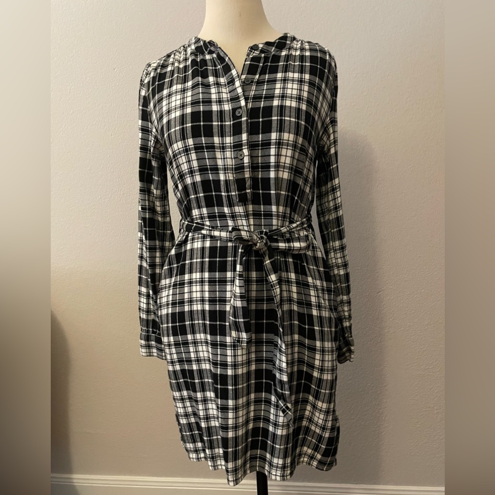 GAP women’s dress with belt size xs
